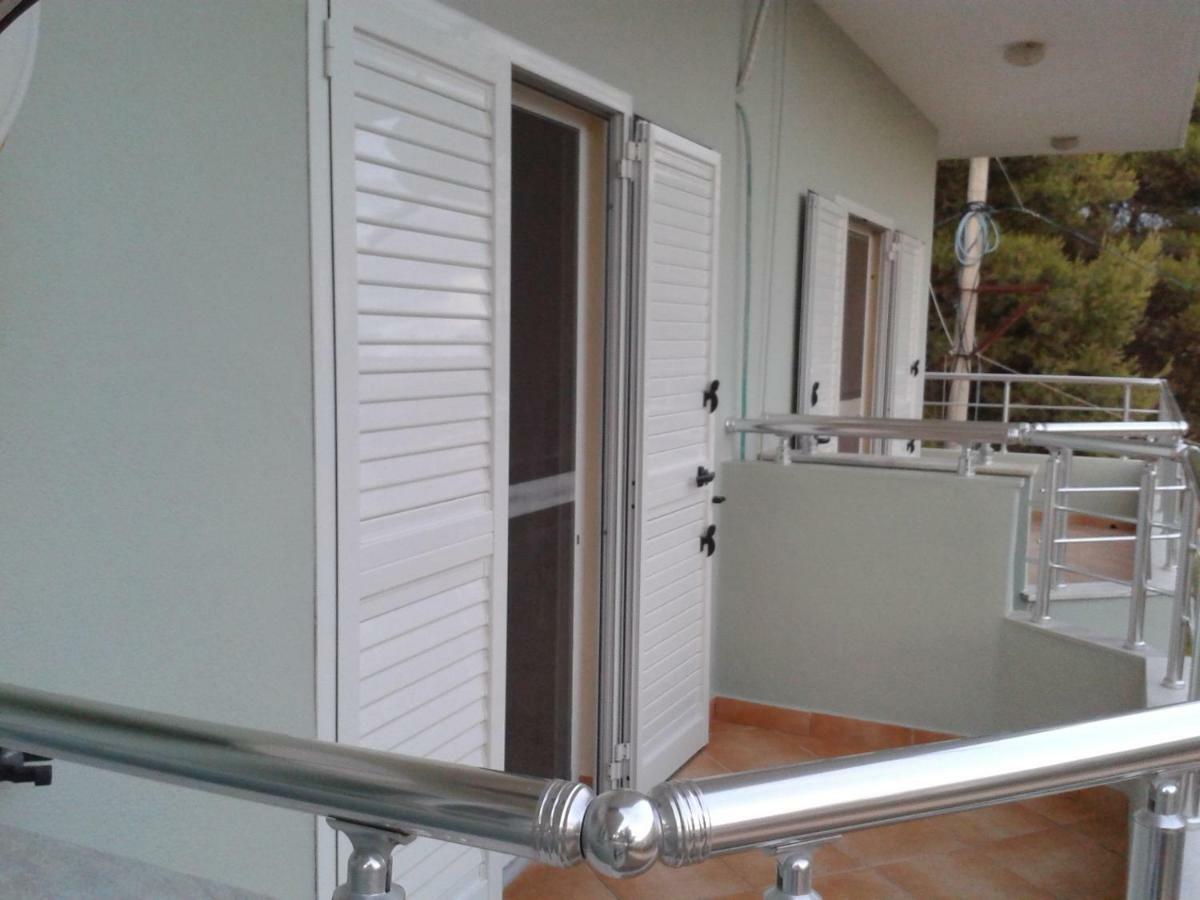 Apartament Gjergji Sarande Exterior photo